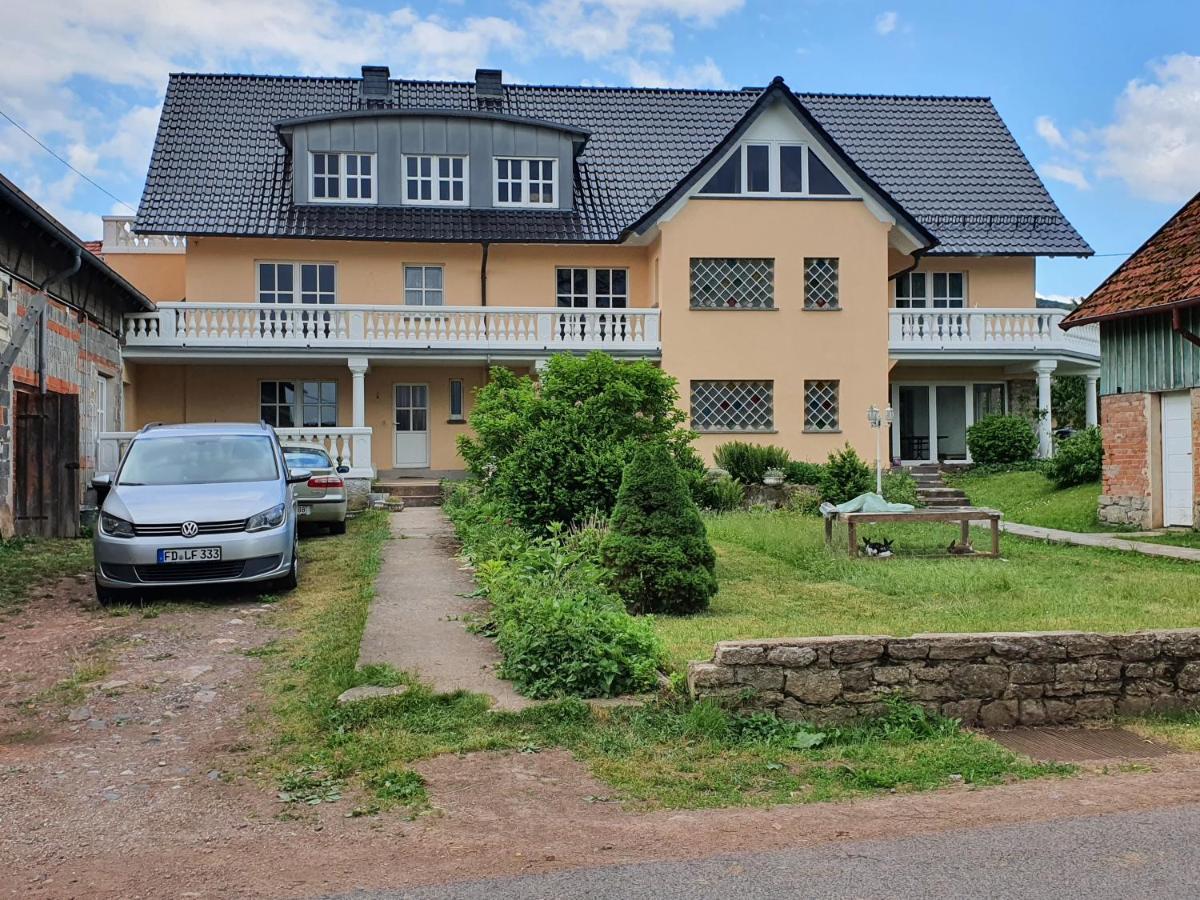 Bio-Bauernhof Rhoen Schleid Extérieur photo